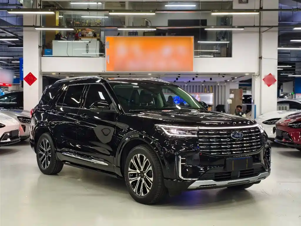 Explorer 2.3 T EcoBoost 4 WD Titanium 7-seat