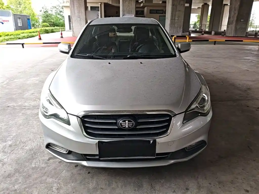 Besturn B50 1.6 L Manual Comfort