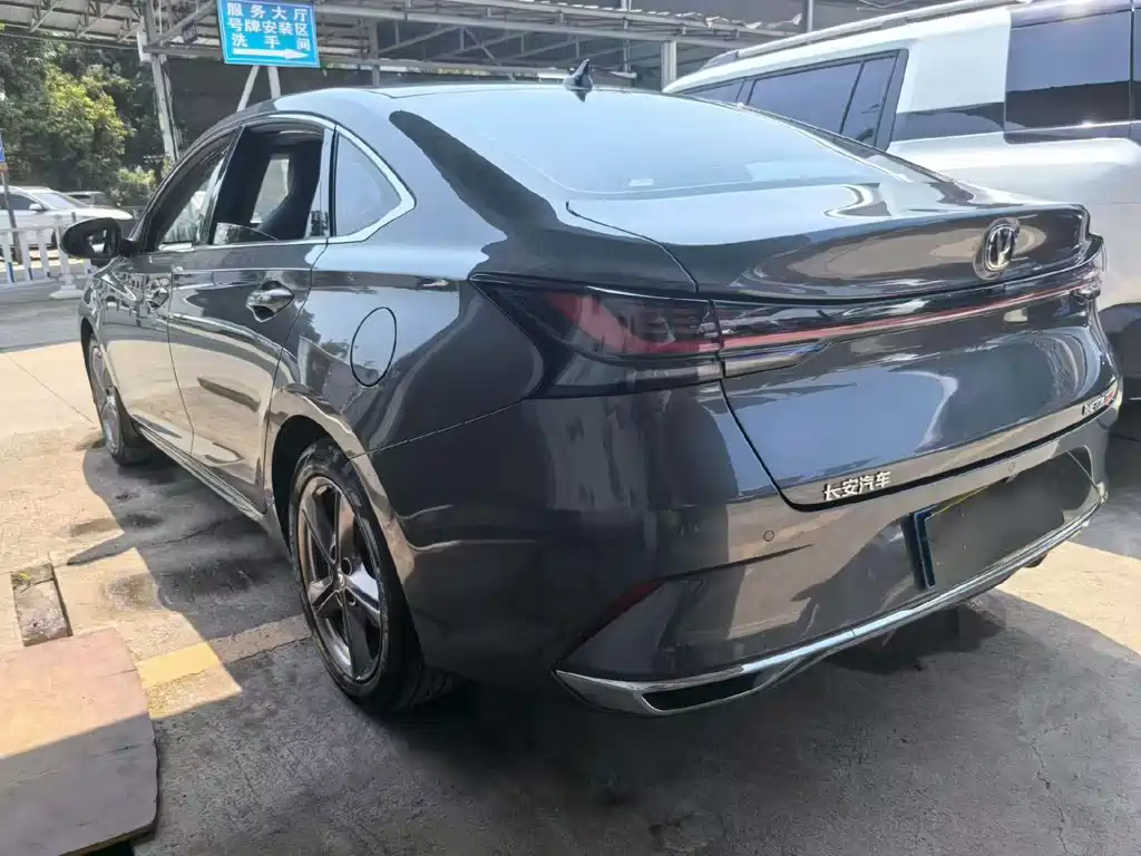Ruicheng PLUS 1.5 T DCT Luxury