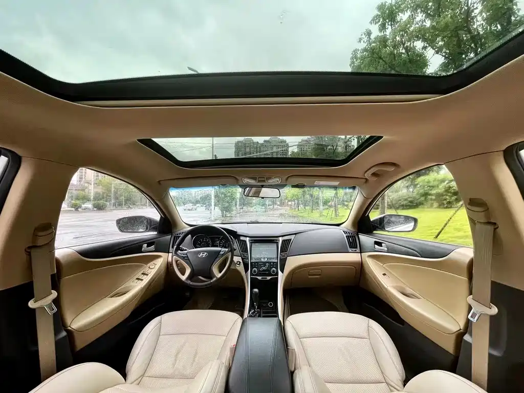 Sonata 索纳塔 2013款 2.0 L 自动时尚版