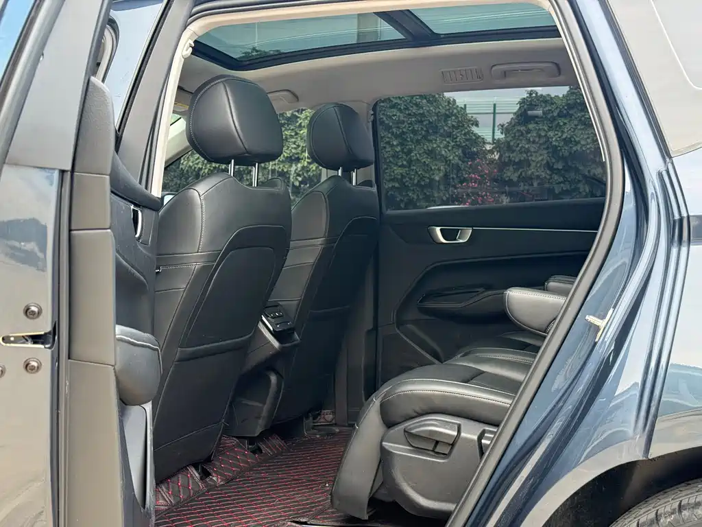 Wuling Victory 1.5 T CVT Flagship