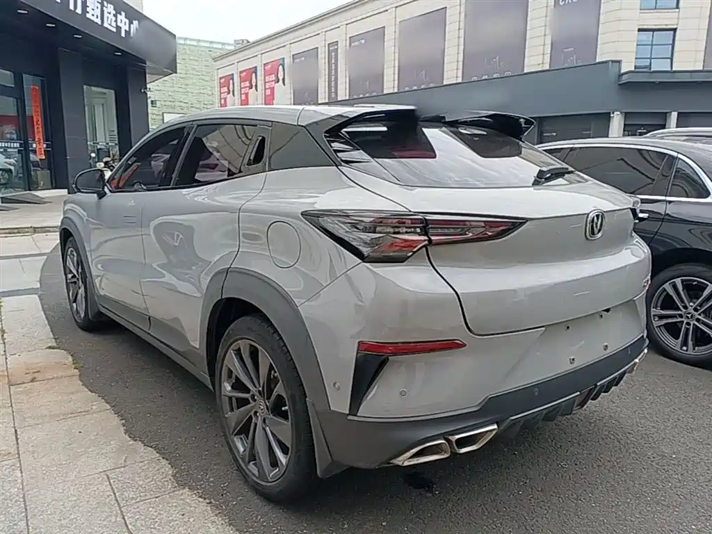 Changan UNI-T 1.5 T Flagship