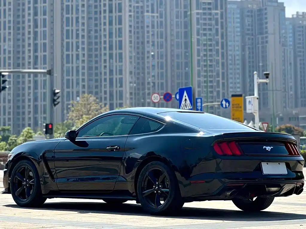 Mustang 2.3 T Sport