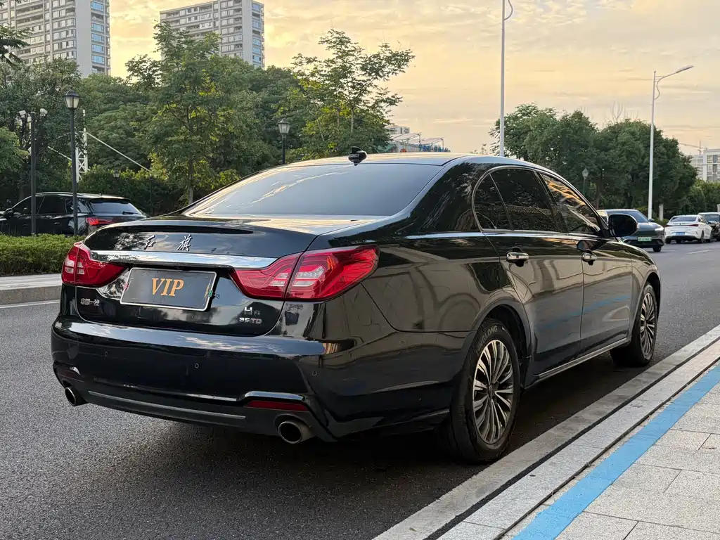 Hongqi H7 2.0 T Flagship