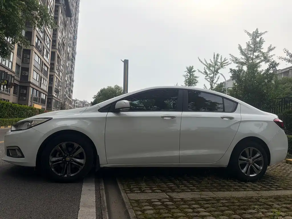 Cruze 科鲁兹 2015款 1.4 T DCG豪华版