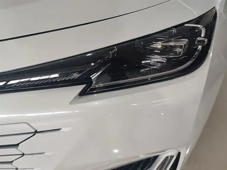 Changan UNI-K 2.0 T 2 WD Joy