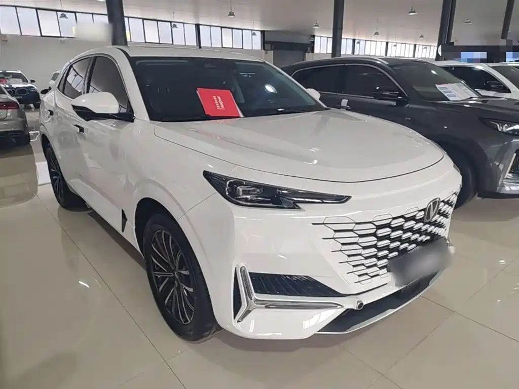 Changan UNI-K 2.0 T 2 WD Joy