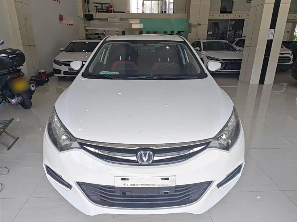 Eado XT 1.6 L Manual Handsome Cool