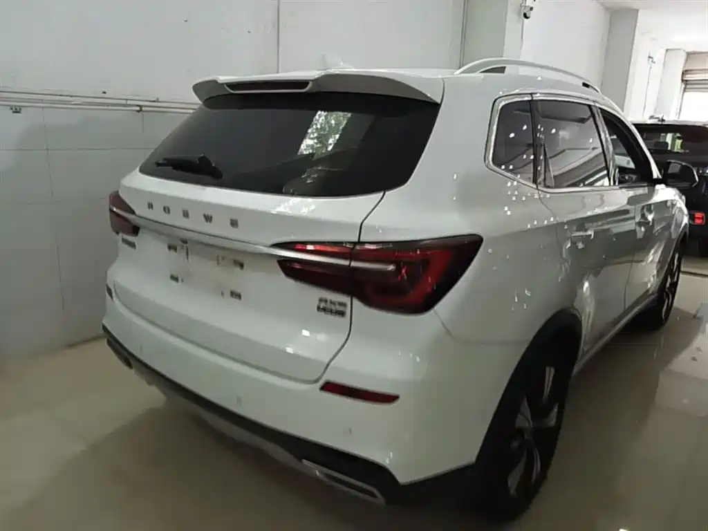 Roewe RX5 PLUS 300 TGI Auto Ali New Year Selected