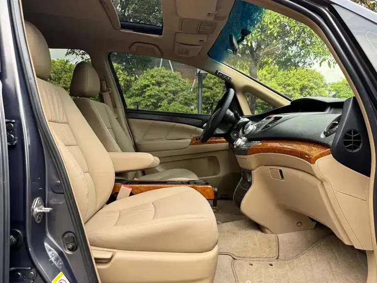 Honda Odyssey 2.4 L Luxury