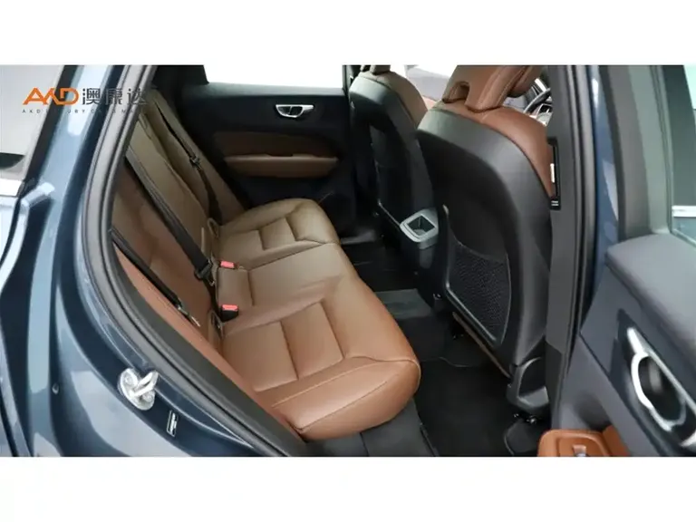 Volvo XC60 沃尔沃XC60/2.0 T/25款/B5 四驱智远豪华版