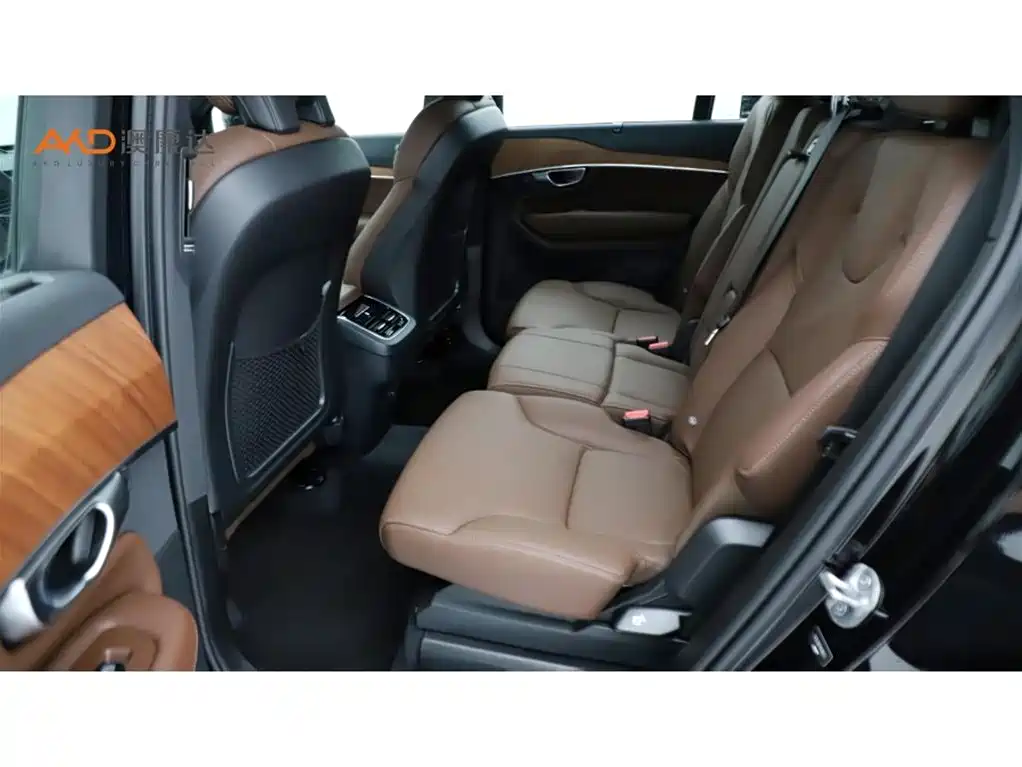 Volvo XC90 沃尔沃XC90/2.0 T/24款/B6 智逸豪华版 7座