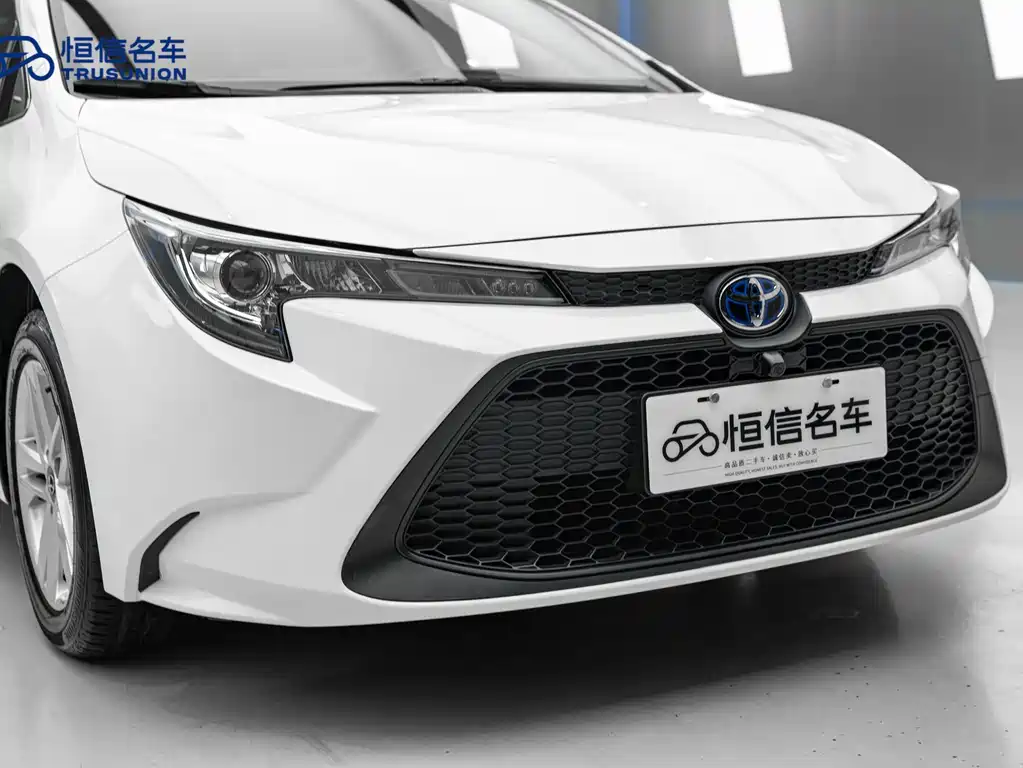 Levin Dual Engine 1.8 H E-CVT Leading