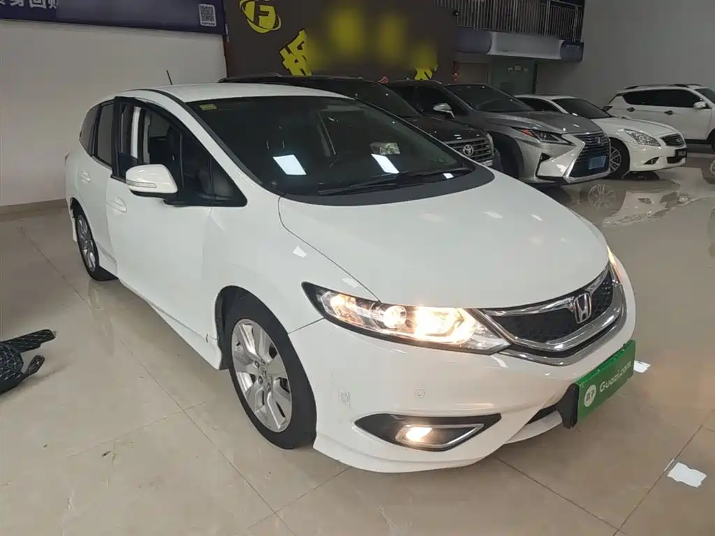 Jade 1.8 L Auto Comfort 5-seat