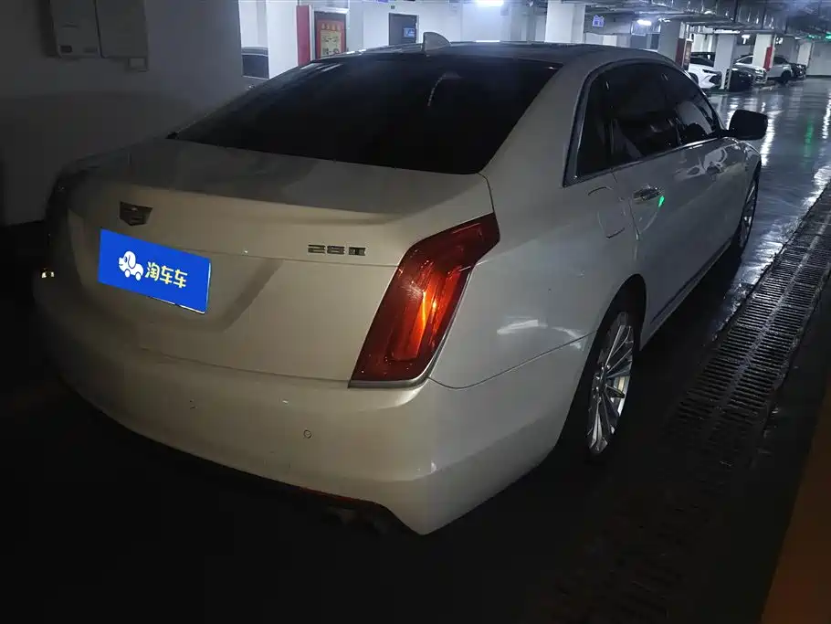 Cadillac CT6 28 T Luxury