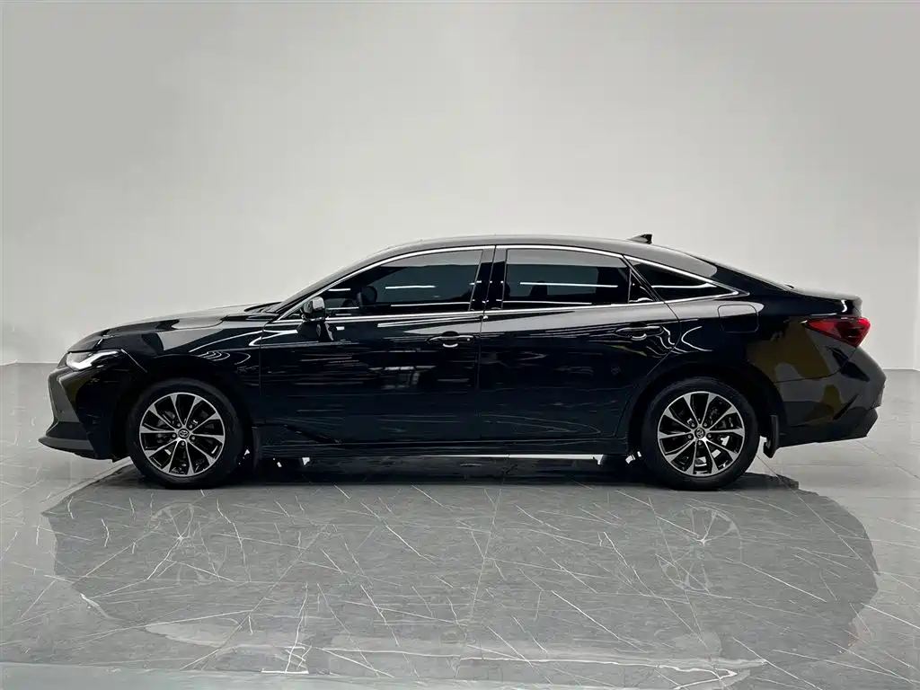 Avalon 2.0 L Select