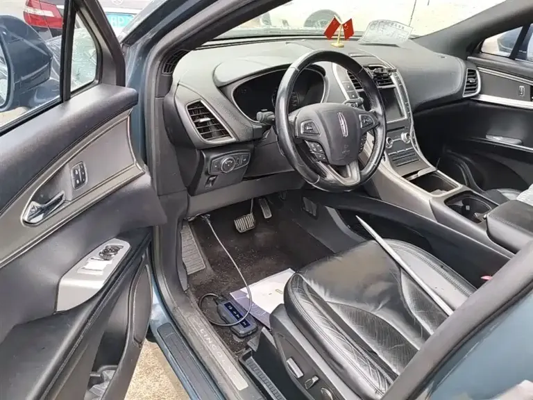Lincoln MKX 2.0 T 2 WD Premium