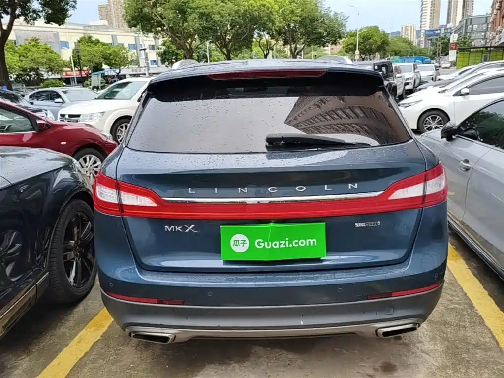 Lincoln MKX 2.0 T 2 WD Premium