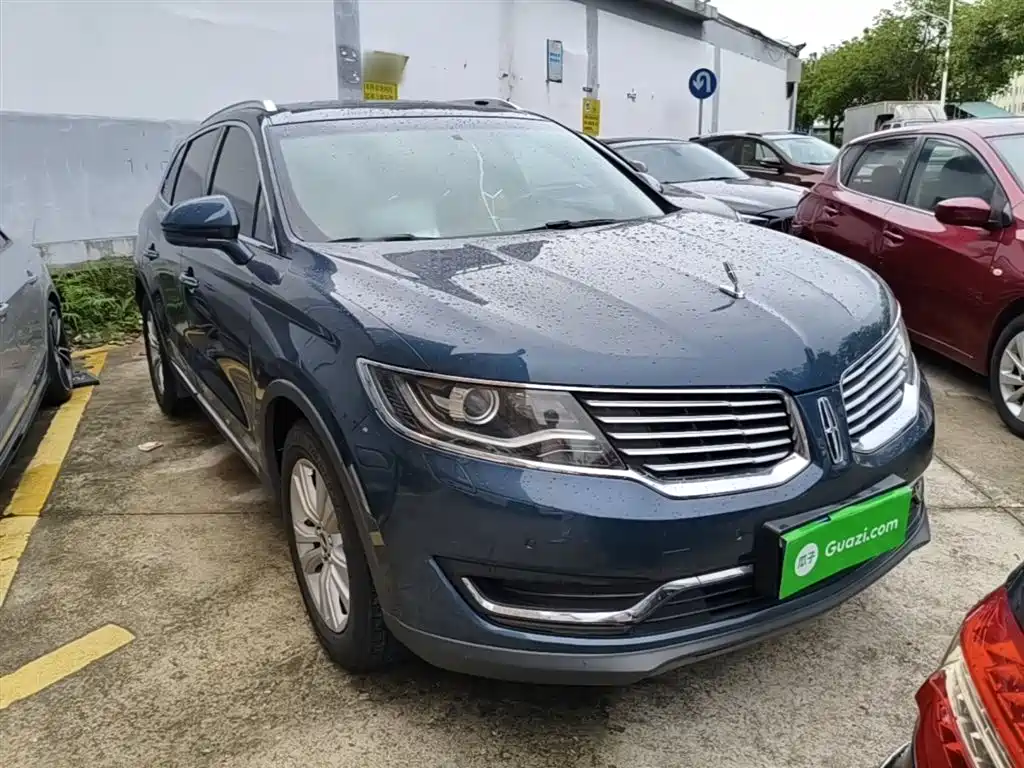 Lincoln MKX 2.0 T 2 WD Premium