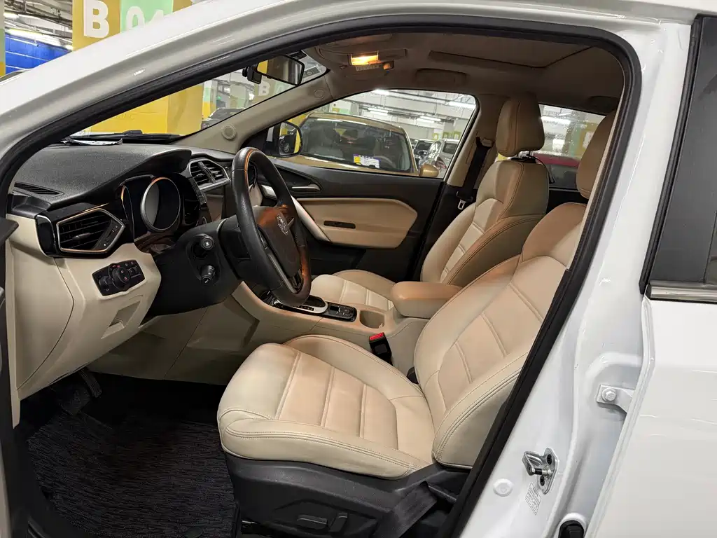 Ruiteng 1.5 TGI TST Luxury