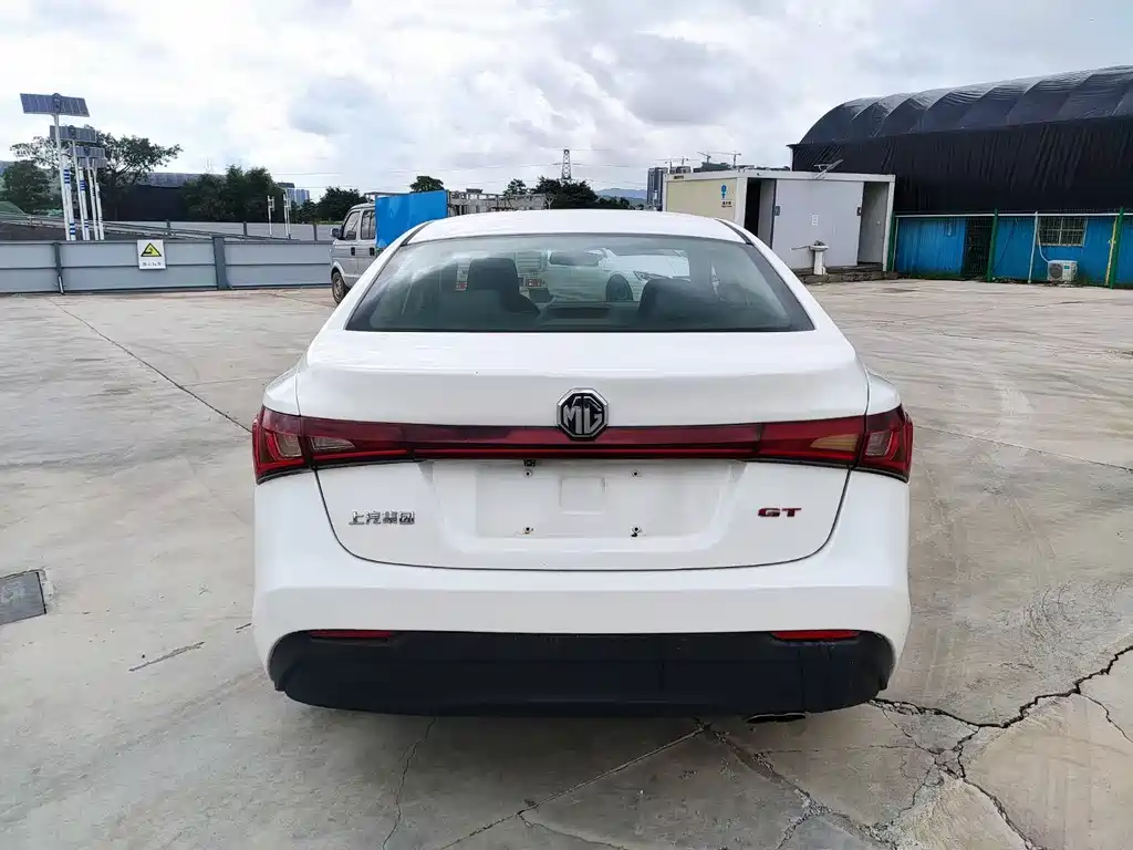 Ruixing 1.5 T Auto Value Luxury