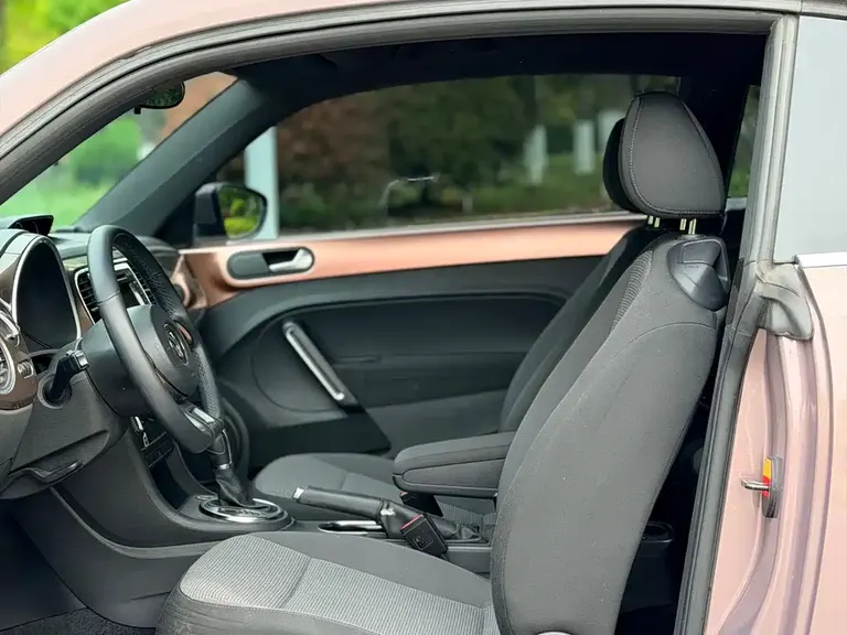 Volkswagen Beetle 1.4 TSI Fashion