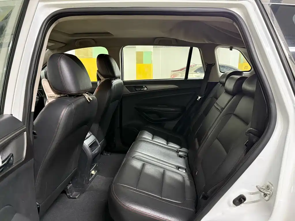 Changan CS75 2.0 L Manual Luxury CN-IV