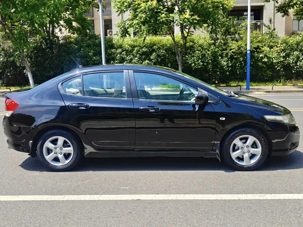 City Classic 1.5 L Manual Elite Taste Premium