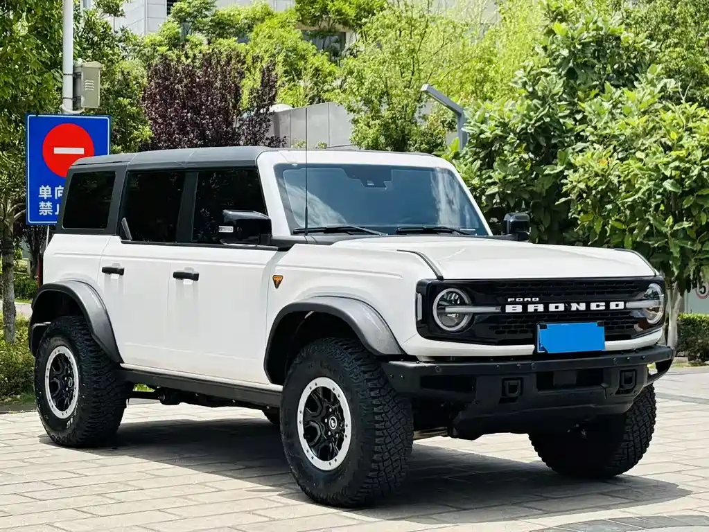 Ford Bronco 2.3 T Badlands