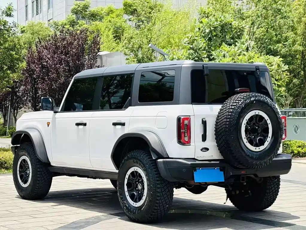 Ford Bronco 2.3 T Badlands