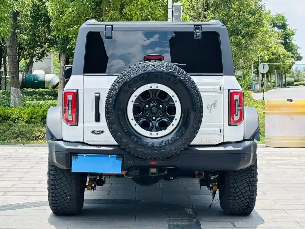 Ford Bronco 2.3 T Badlands