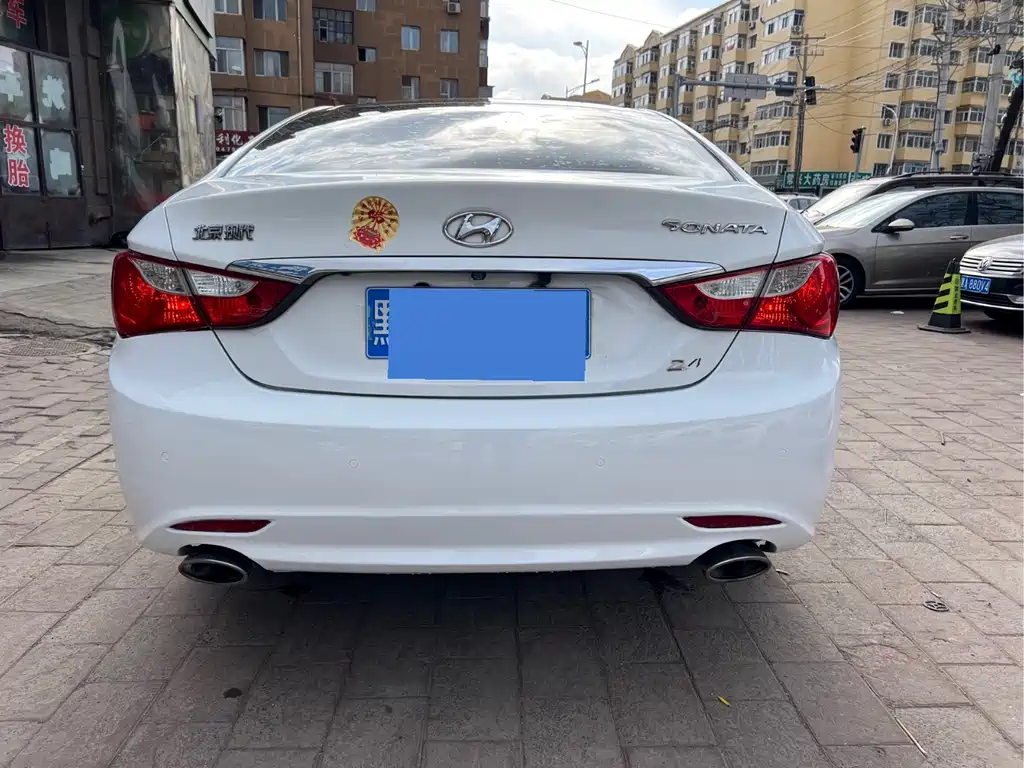 Sonata 索纳塔 2013款 2.4 L 自动豪华版 国IV