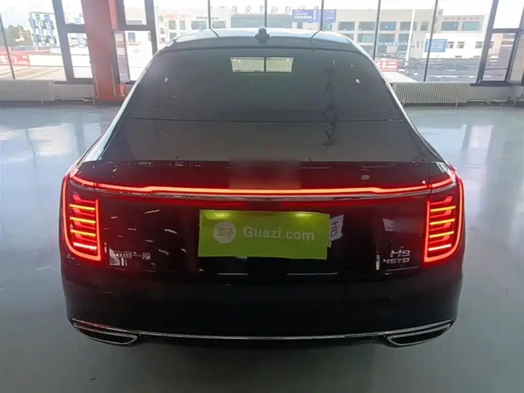 Hongqi H9 2.0 T Connected Flagship Enjoyment