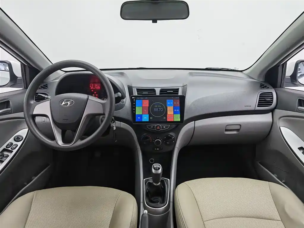 Accent 1.4 L Manual Intelligent GLS
