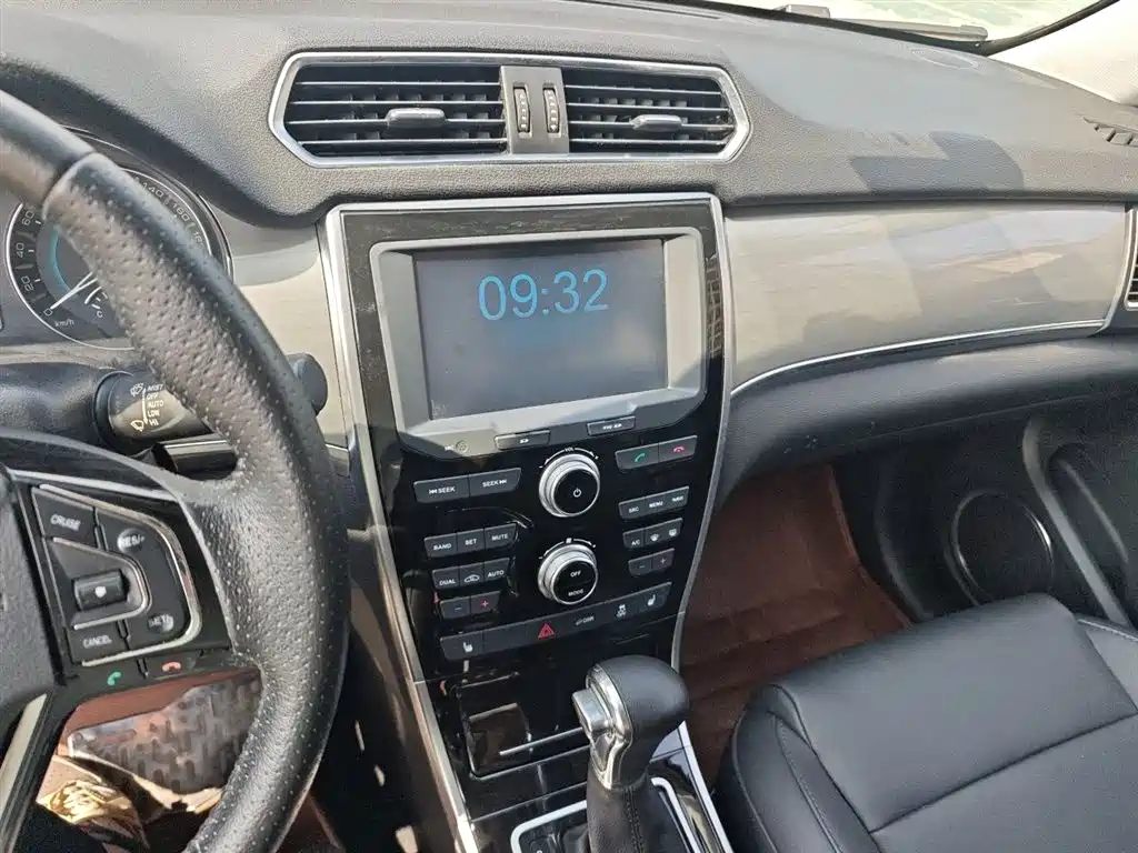 Haval H2 Red Label 1.5 T Auto 2 WD Luxury