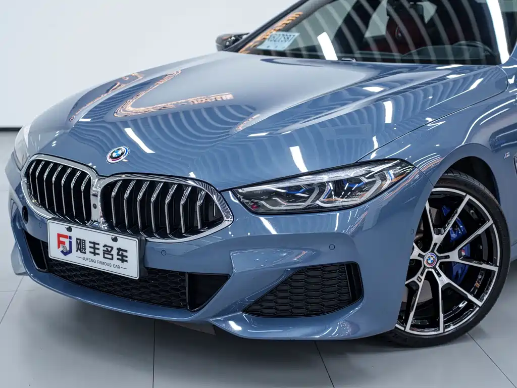 BMW 8 Series 840 i xDrive 4-door Coupe M Sport Package