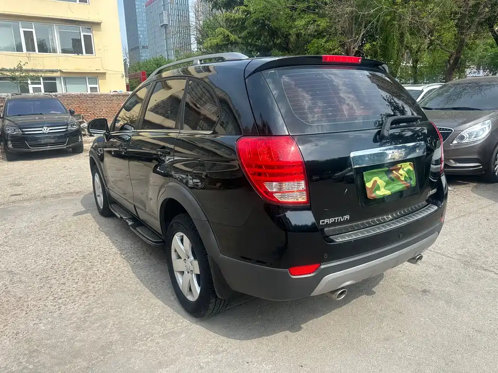 Captiva 2.4 L 2 WD City 5-seat