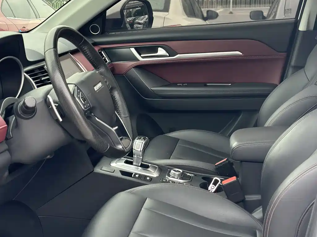 Haval H6 Coupe 哈弗H6 Coupe 2019款 1.5 T 自动两驱豪华智联版 国VI