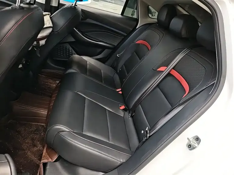 MG5 180 DVVT CVT Luxury