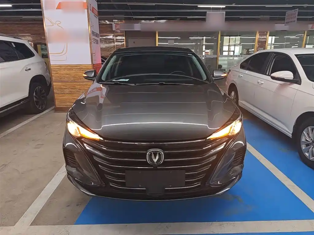 Eado PLUS 1.6 L GDI CVT Elite