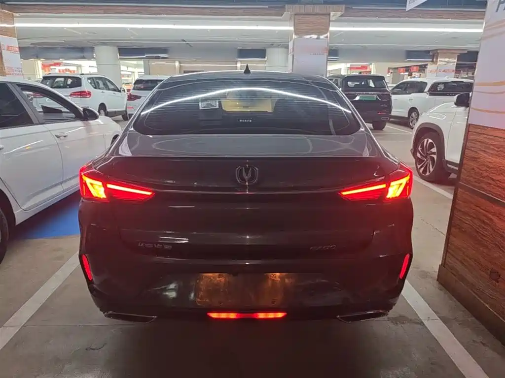 Eado PLUS 1.6 L GDI CVT Elite