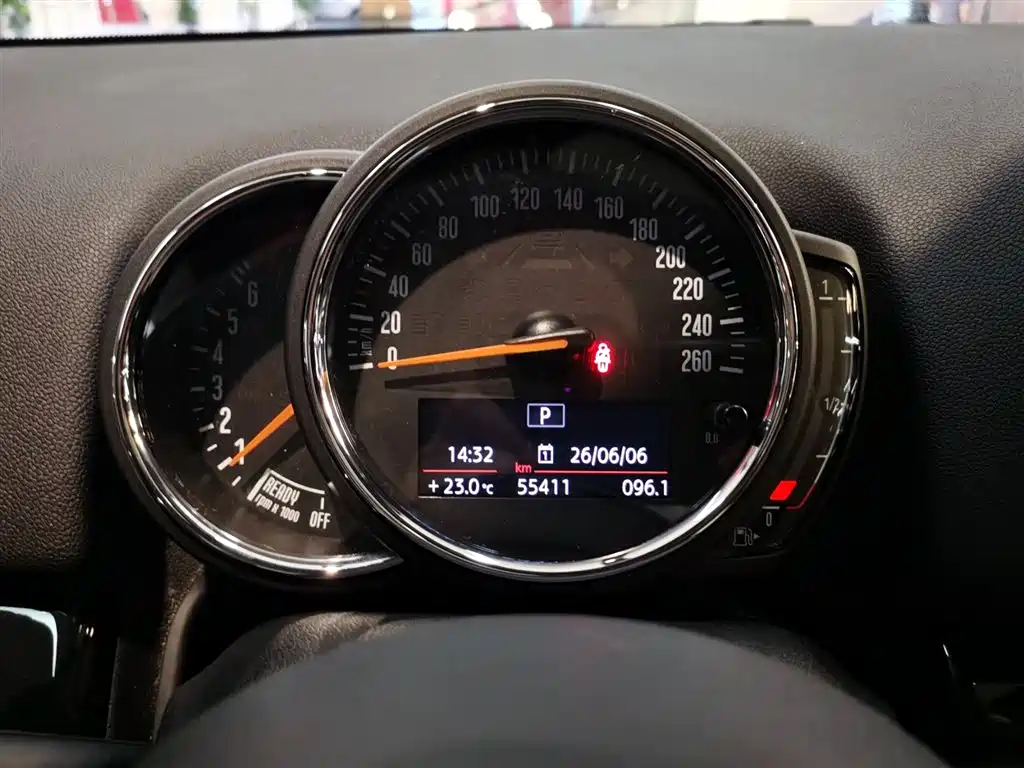 MINI COUNTRYMAN 1.5 T COOPER ALL4 Classic Weekend Wagon