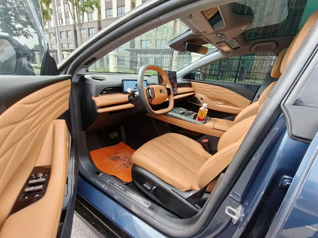 Galaxy Xingyao 8 130 km EM-i Premium