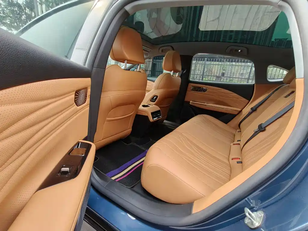 Galaxy Xingyao 8 130 km EM-i Premium