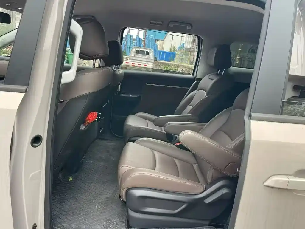 Xingguang 730 NEV 星光730新能源 2025款 插混 125 km 豪华型