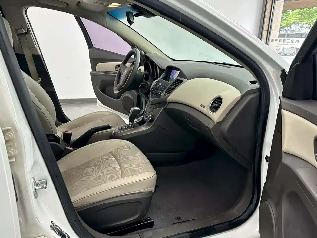 Cruze 1.5 L Classic SE AT