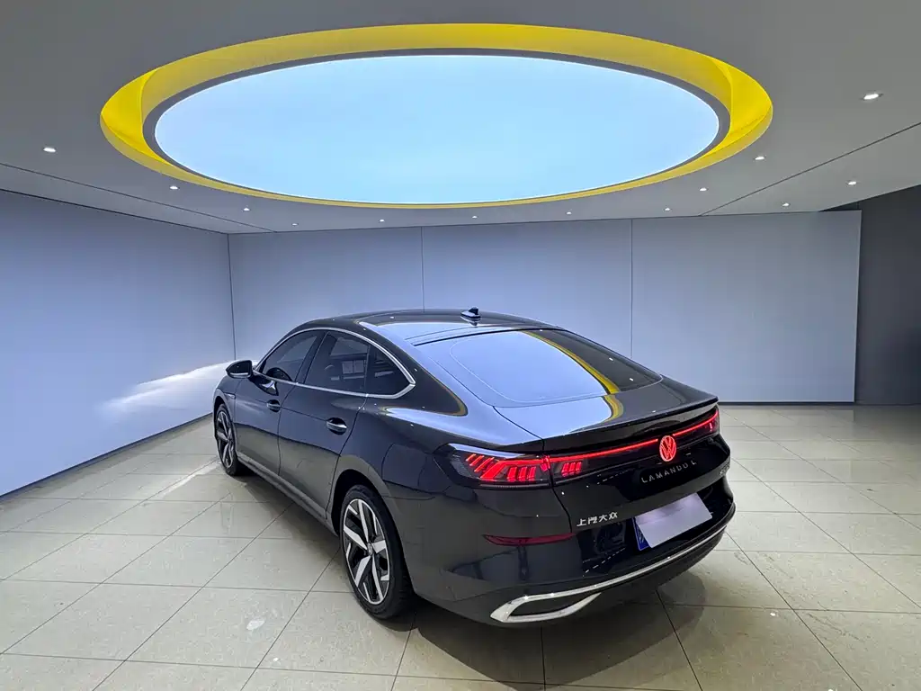 Lamando Lamando L 280 TSI DSG Spicy Cool