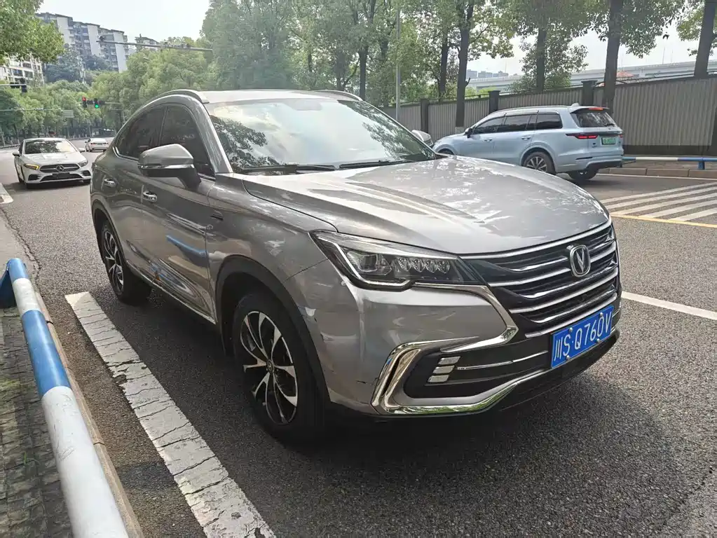 Changan CS85 Coupe 1.5 T DCT CN-VI