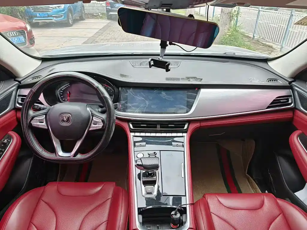 Changan CS85 Coupe 1.5 T DCT CN-VI