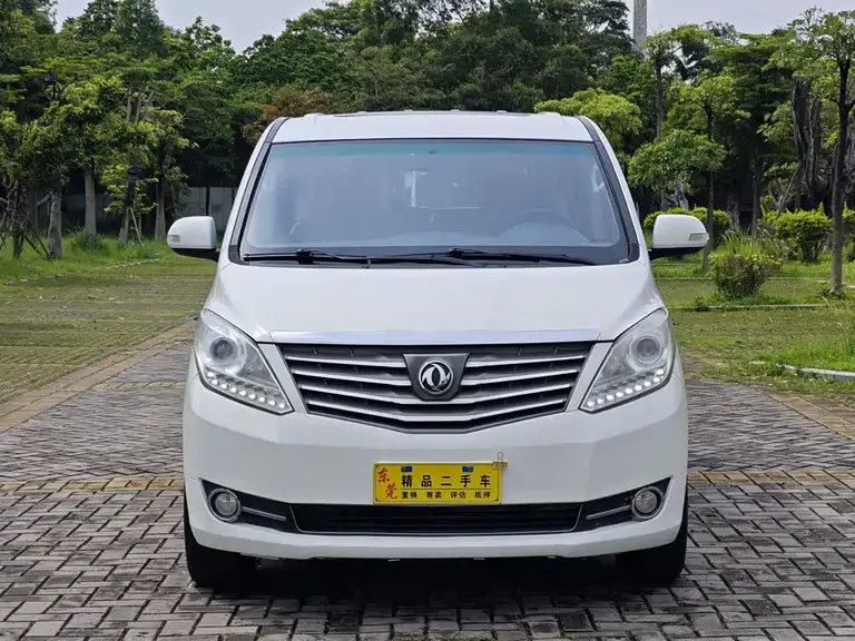 Dongfeng Fengxing CM7 风行CM7 2018款 2.0 T 自动尊享型